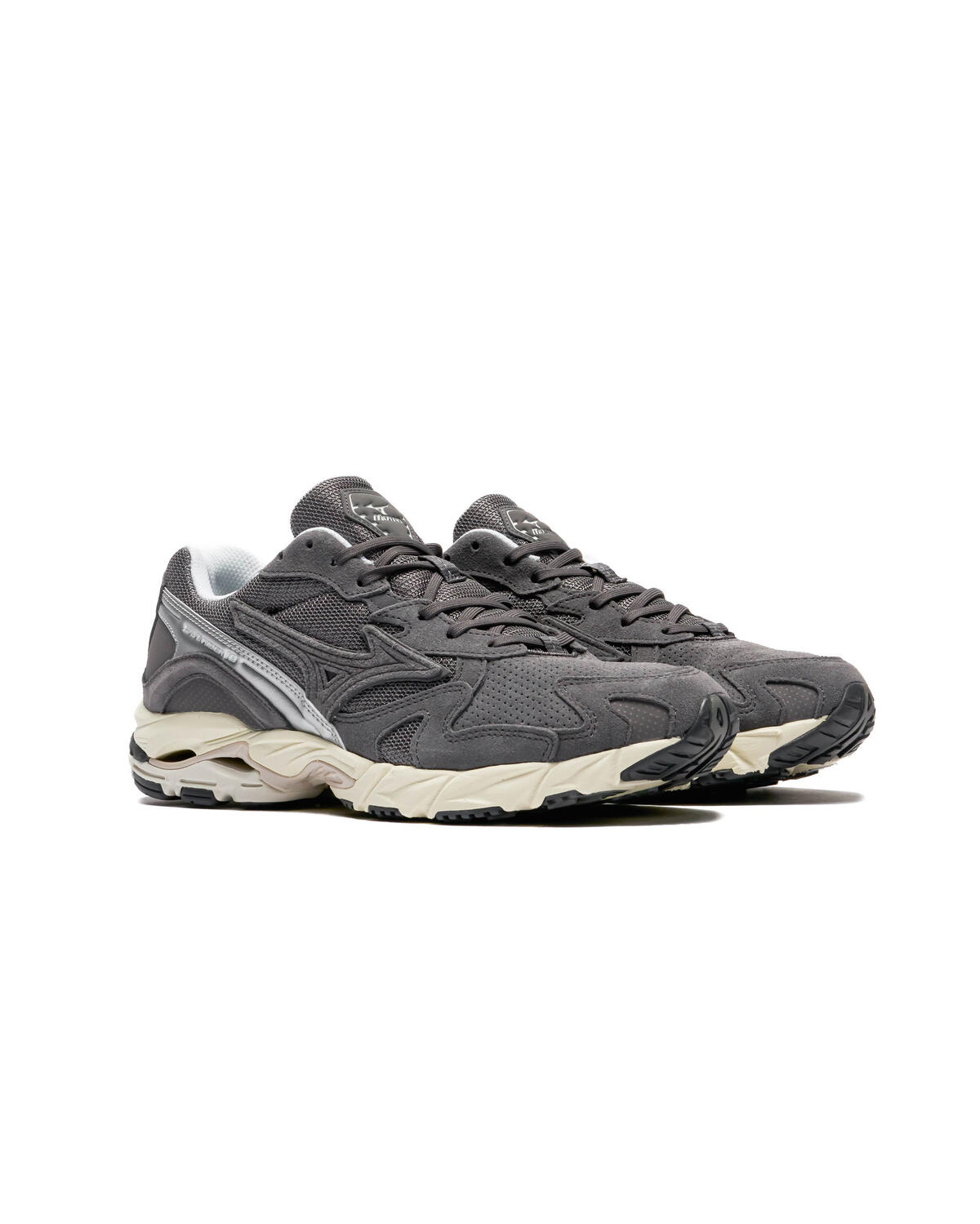mizuno-wave-rider-10-magnet-